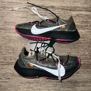 Women’s Classic Nike X Off-White Vapor Street Sneaker ‘Laser Fuchsia’ Size 8.5W